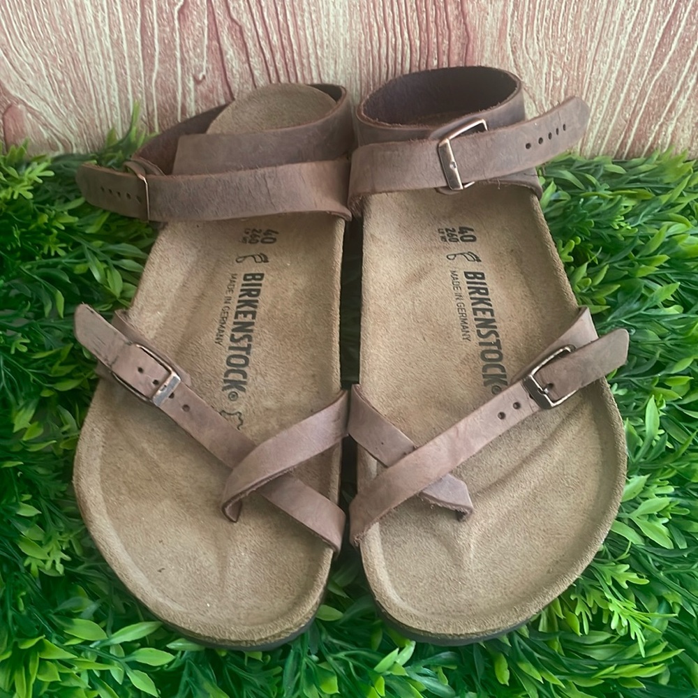 New Birkenstock Yara Oiled Leather Habana Brown Strappy Sandal
